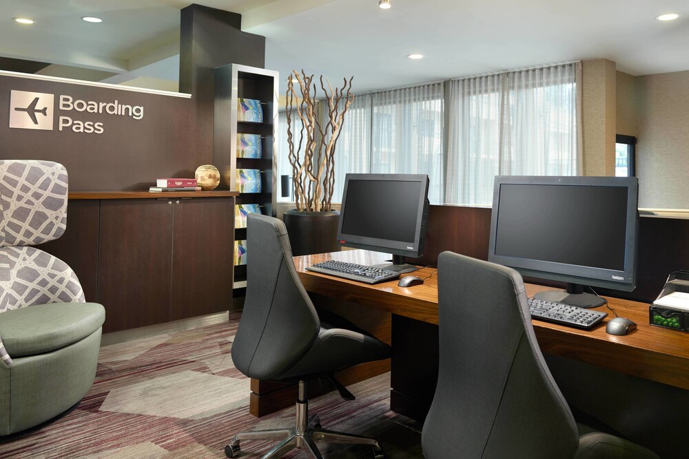Courtyard by Marriott Raleigh Midtown - photo 24