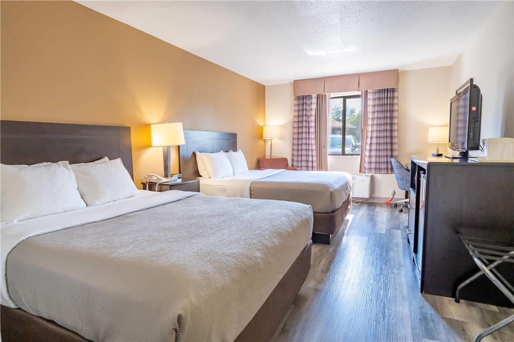 Quality Inn & Suites Sun Prairie Madison East - photo 5