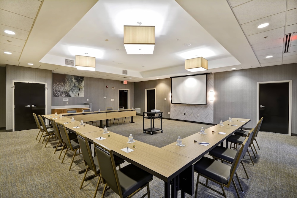 SpringHill Suites by Marriott Indianapolis Airport Plainfield - photo 36