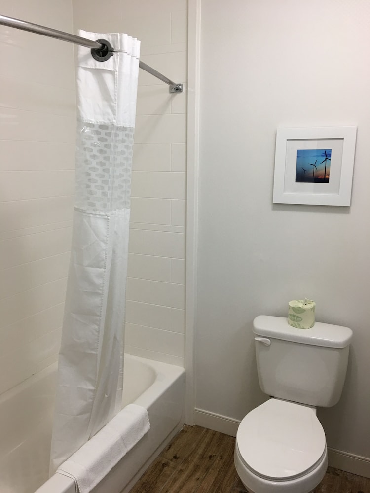 Hampton Inn McPherson - photo 31