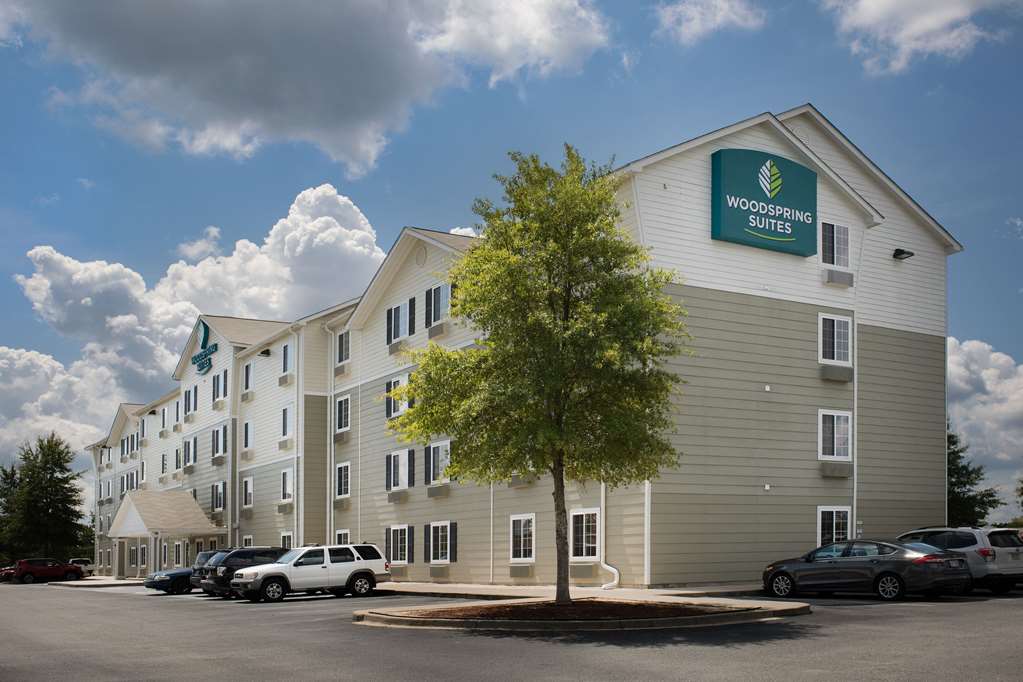 WoodSpring Suites Columbia Fort Jackson - photo 2