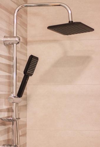 Newly Renovated Stylish 1BR Apartment For 4