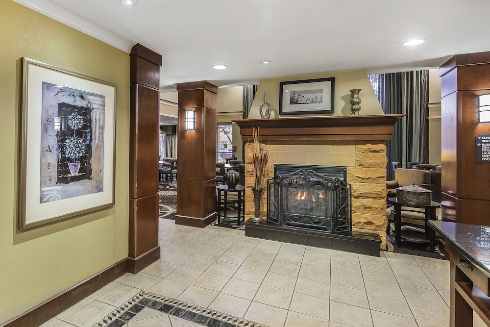 Staybridge Suites Chattanooga Downtown Convention Center an IHG Hotel - photo 2