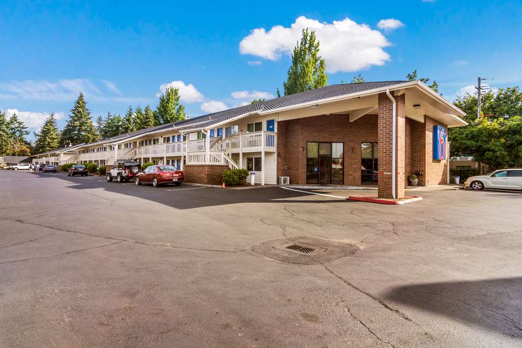 Motel 6 Vancouver WA - photo 3