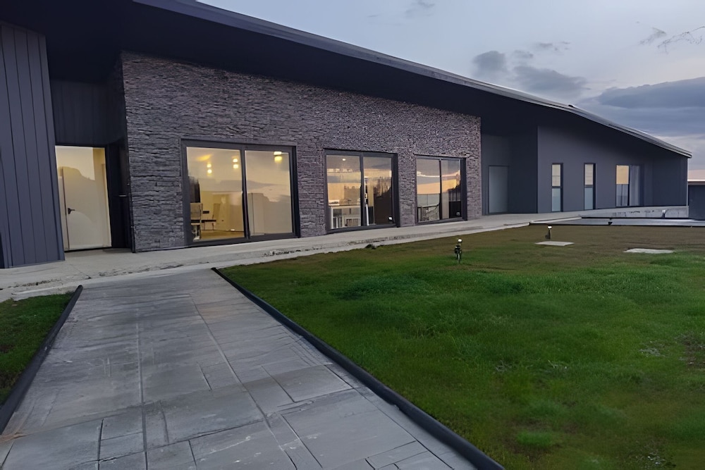 Oceana Suites Las Tranqueras in Puerto Varas, Chile