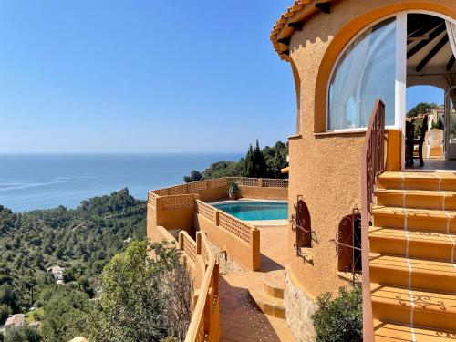 Villa María Salco la Cumbre — 4-Star Luxury Hotel in Benitachell, Spain