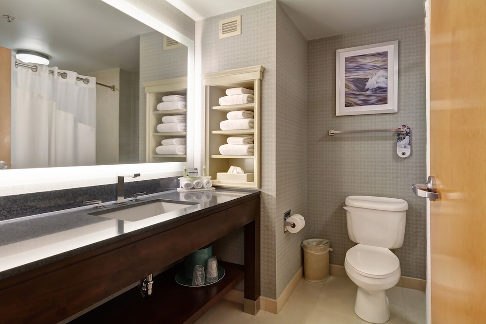 Holiday Inn Express Hotel & Suites Warwick Providence by IHG - photo 13
