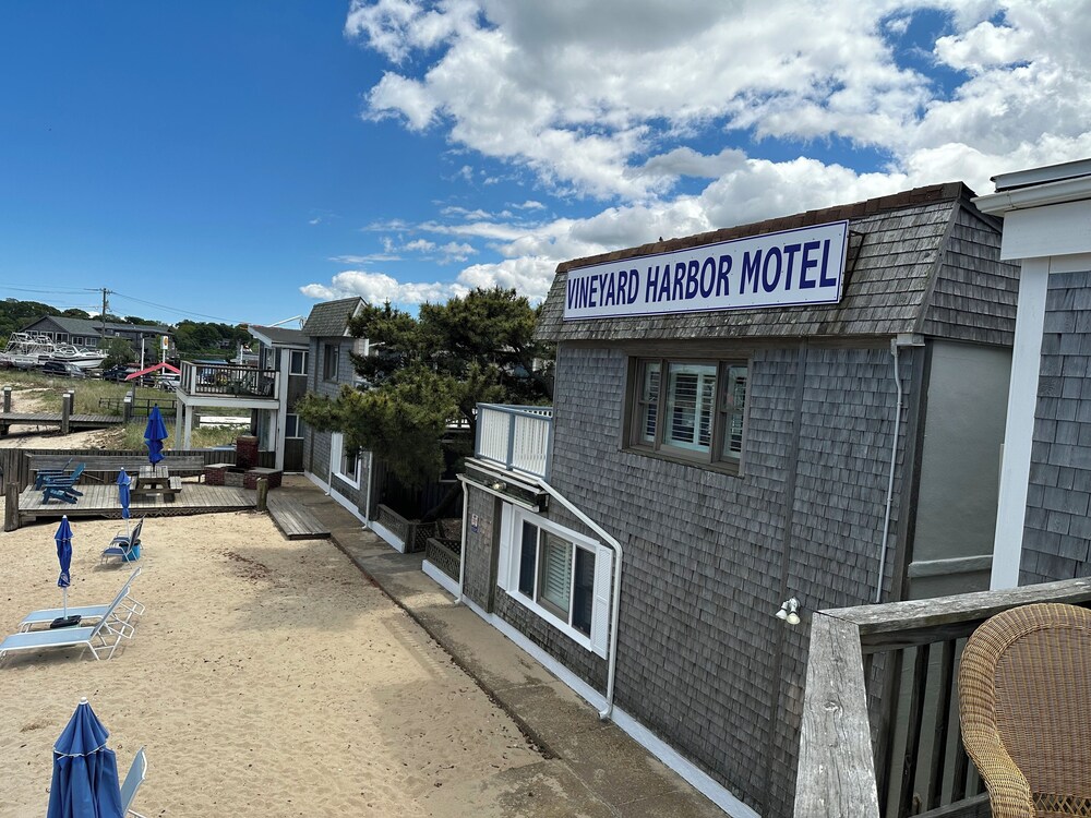 Vineyard Harbor Motel Private Beach - photo 367