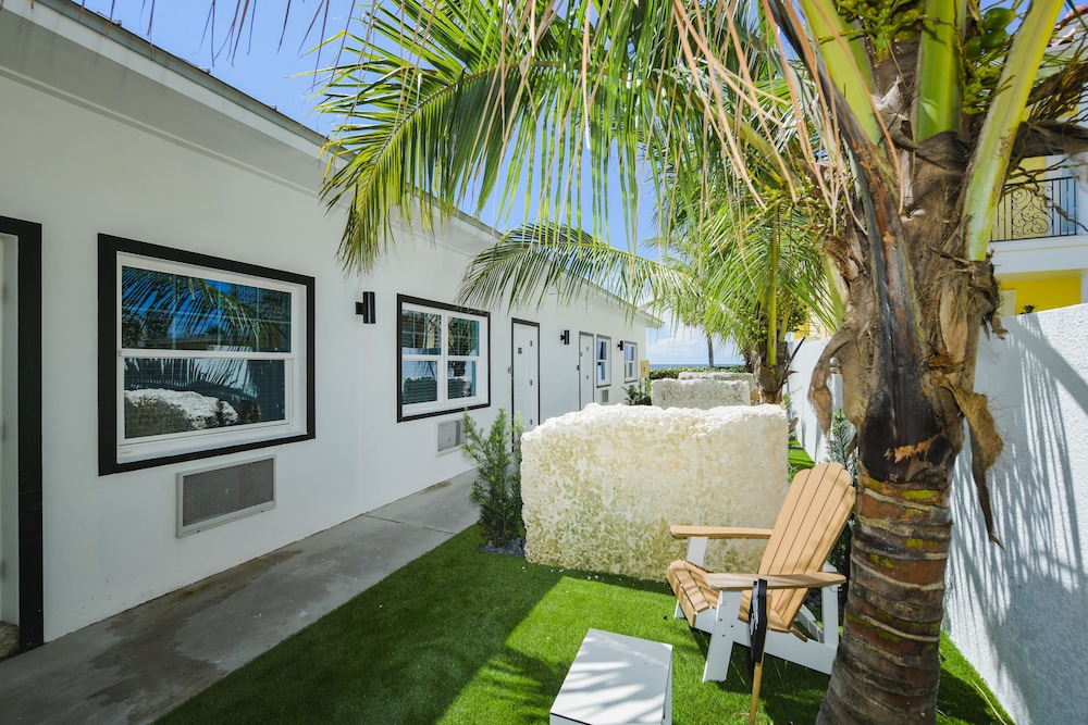 Casey Key Resorts Beachfront - photo 40