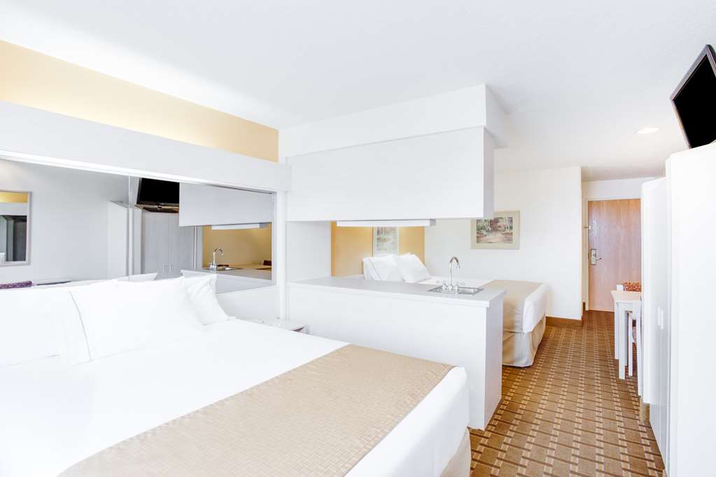 SureStay Hotel by Best Western Christiansburg Blacksburg - photo 18