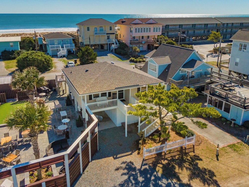Little Bird — 4-Star Luxury Hotel in Santa Cruz, United States