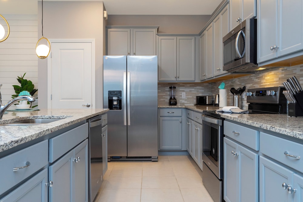 Marvelous 5Bd w Pool Close to Disney Windsor Island Resort 637 Davenport - photo 14