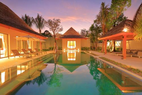 New luxury villa with maid Anchan Tropicana — 4-Star Luxury Hotel in Phuket, Thailand