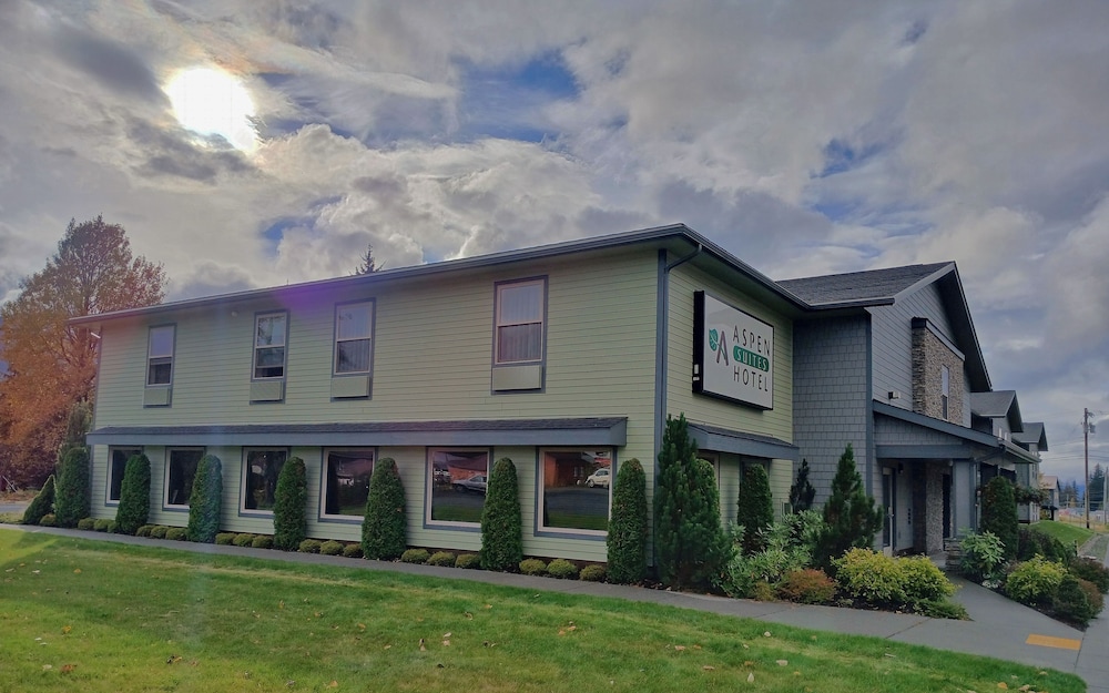 Aspen Suites Hotel Haines - carbon neutral hotel in Haines