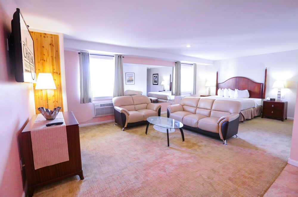 Chateau Suites - photo 18