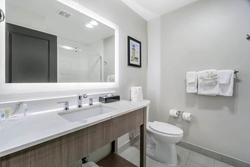 Comfort Inn & Suites Pacific Auburn - photo 20