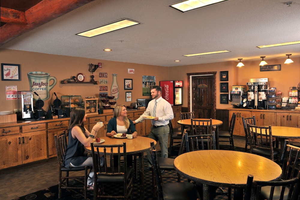 Stoney Creek Hotel St. Joseph - photo 36