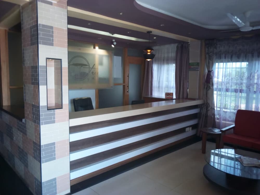 Thorn Tree Hotel — Mwingi — photo 2