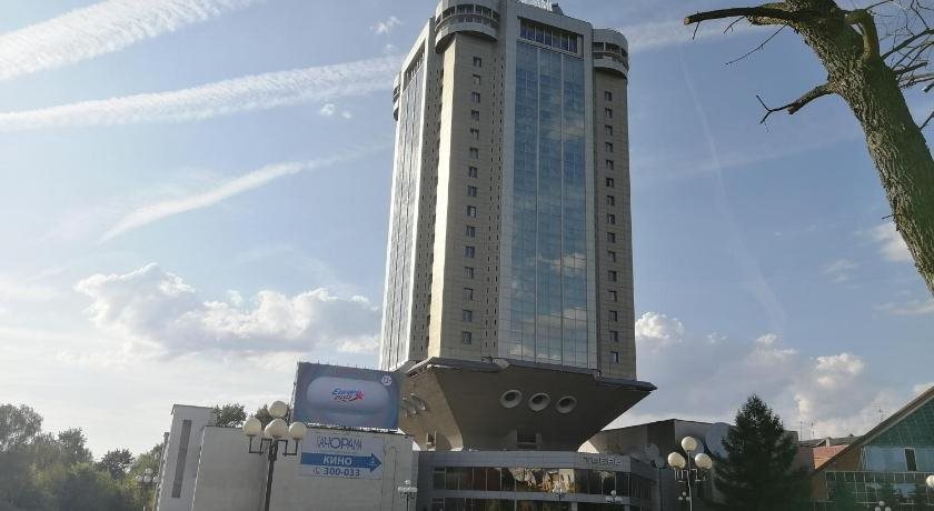 Panorama - carbon neutral hotel in Tver