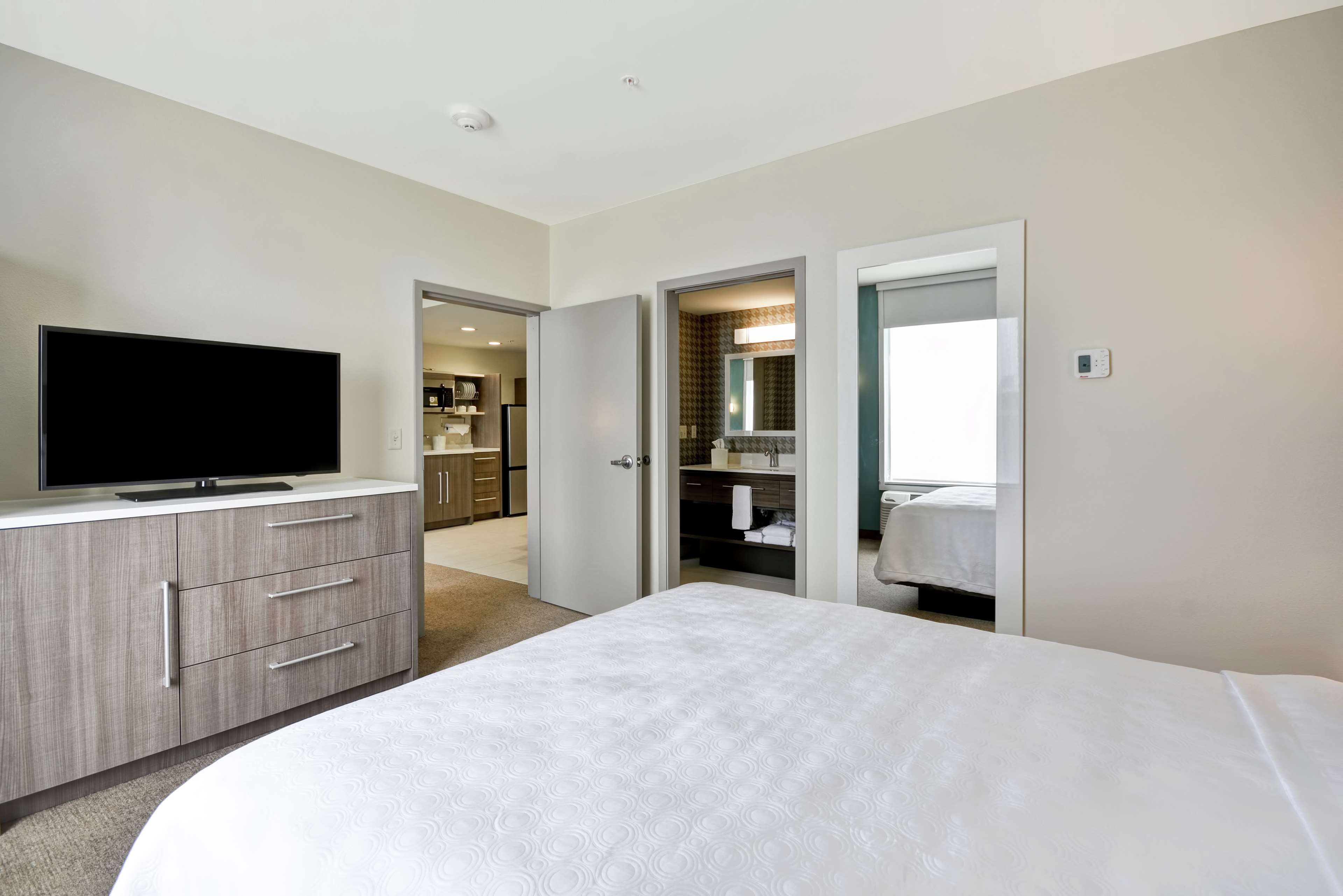 Home2 Suites by Hilton Plymouth MN - photo 21