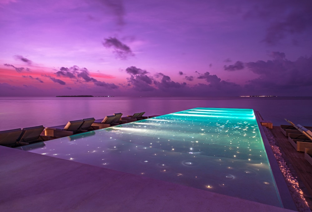 Infinity Pool