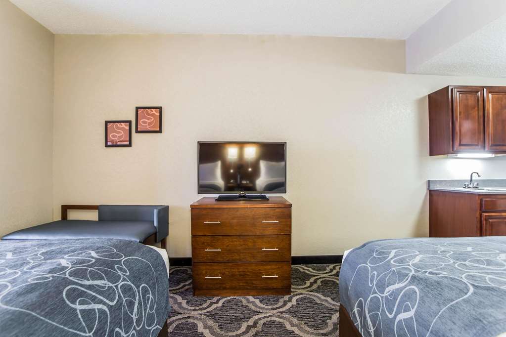 Comfort Suites Pineville Ballantyne Area - photo 25
