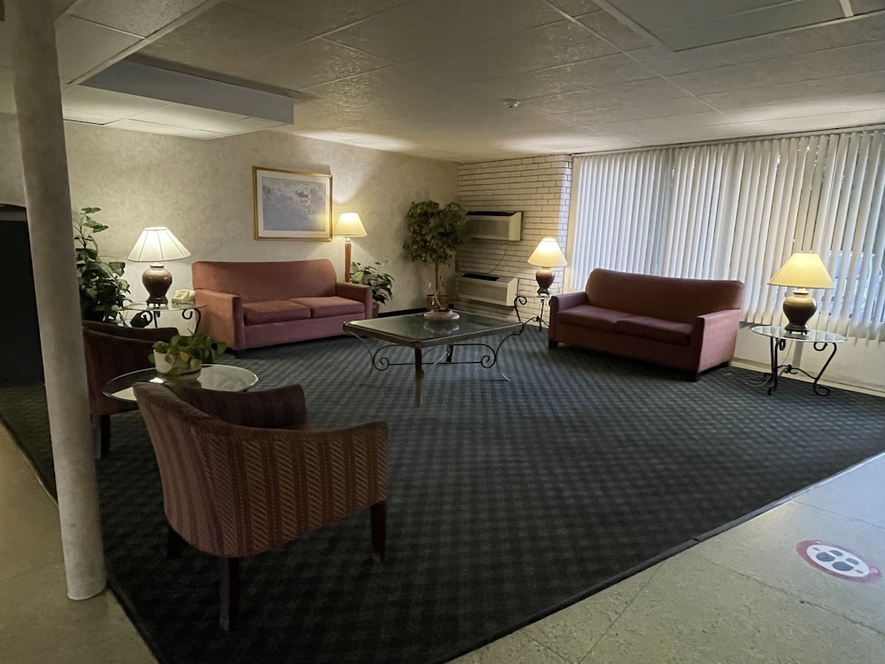 The Wayne Inn - photo 23