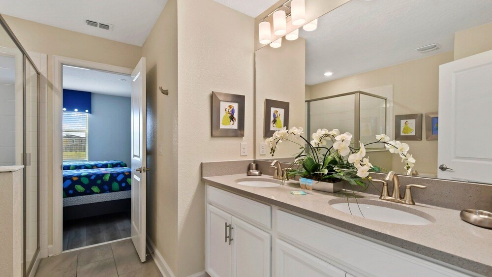 Resort Access Perfect 4 Families Near Theme Parks - photo 29