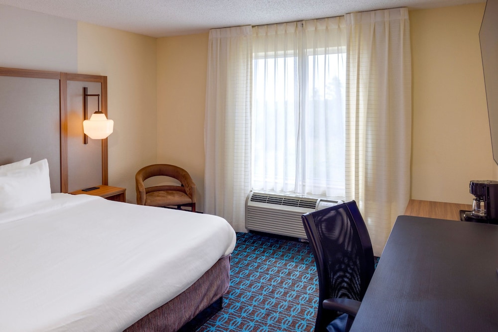 Fairfield Inn & Suites by Marriott Edmond - photo 7