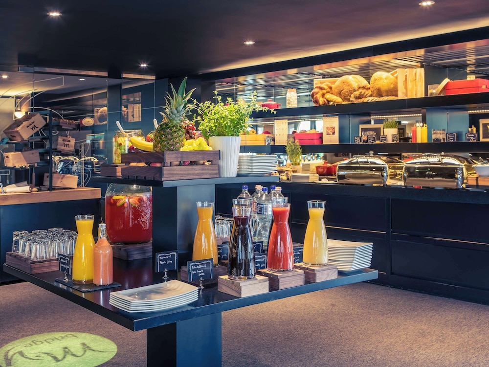 מזון ומשקאות