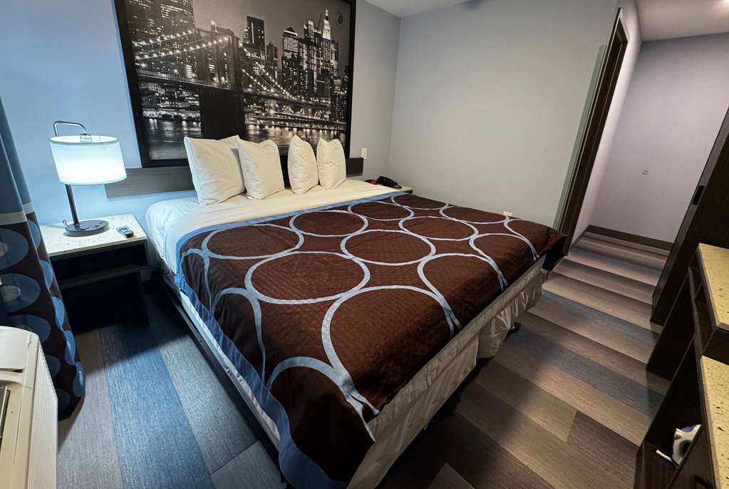 Super 8 by Wyndham Brooklyn Fulton Street Broadway Junction - photo 8