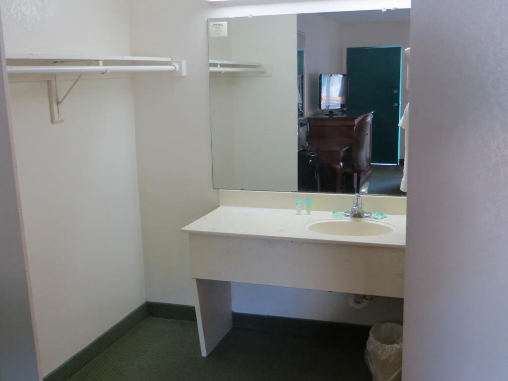 Orlando Motel - photo 24