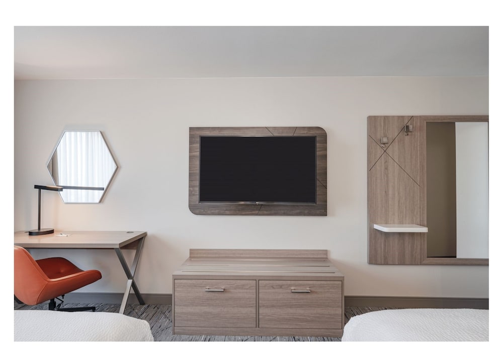 Holiday Inn Express Federal Way Seattle South by IHG - photo 12