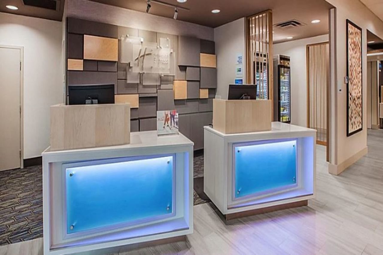 Holiday Inn Express & Suites Colorado Springs South I 25 by IHG - photo 2