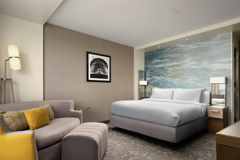 Courtyard by Marriott Erie Bayfront - photo 21
