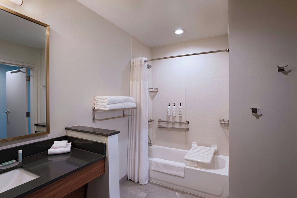 Fairfield by Marriott Inn & Suites Harlingen - photo 13