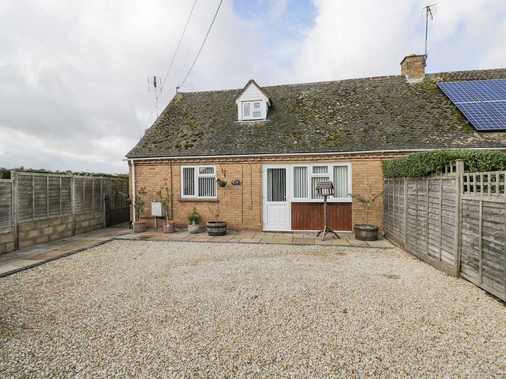 Ground Floor Annex in Chipping Norton, United Kingdom