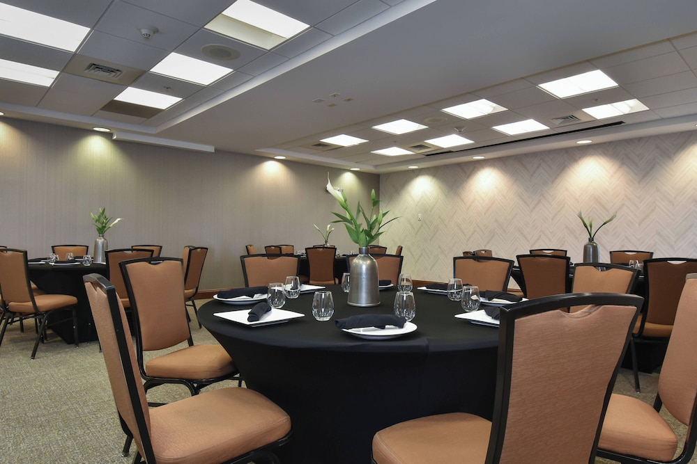 SpringHill Suites by Marriott Columbia Downtown The Vista - photo 24