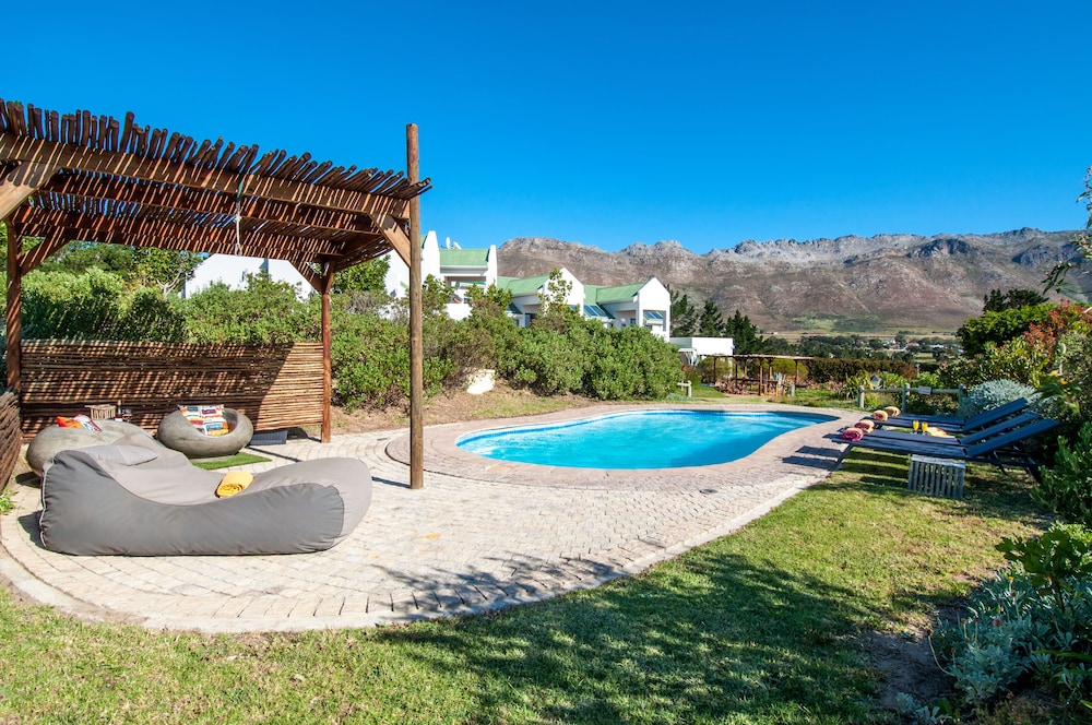 Wind Rose Guest House — 4-Star Luxury Hotel in Cape Town, South Africa