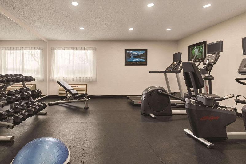 Wingate by Wyndham Auburn - photo 42