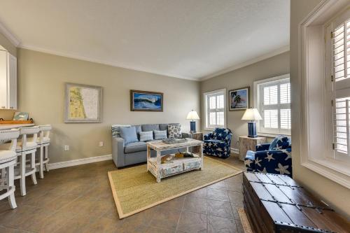 Pet Friendly Fernandina Beach Condo Walk to Beach — 4-Star Luxury Hotel in Fernandina Beach, United States