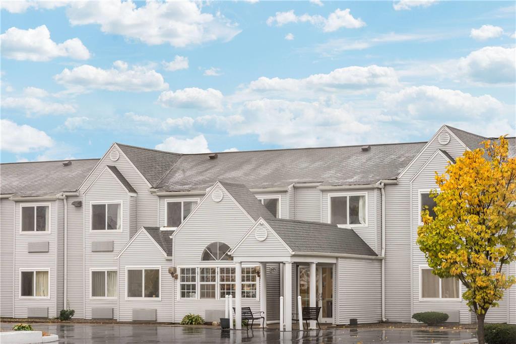 Baymont by Wyndham Henrietta Rochester — hotel in Henrietta