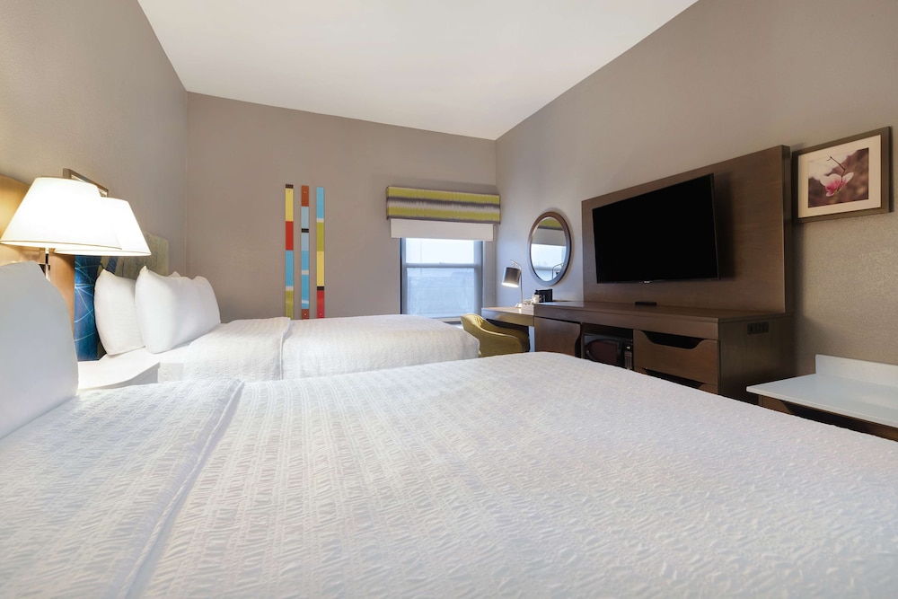 Hampton Inn Natchitoches - photo 11
