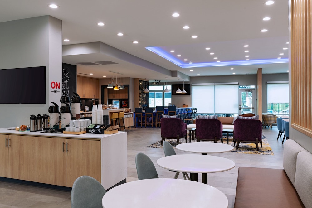 TownePlace Suites by Marriott Stafford Sugar Land - photo 4