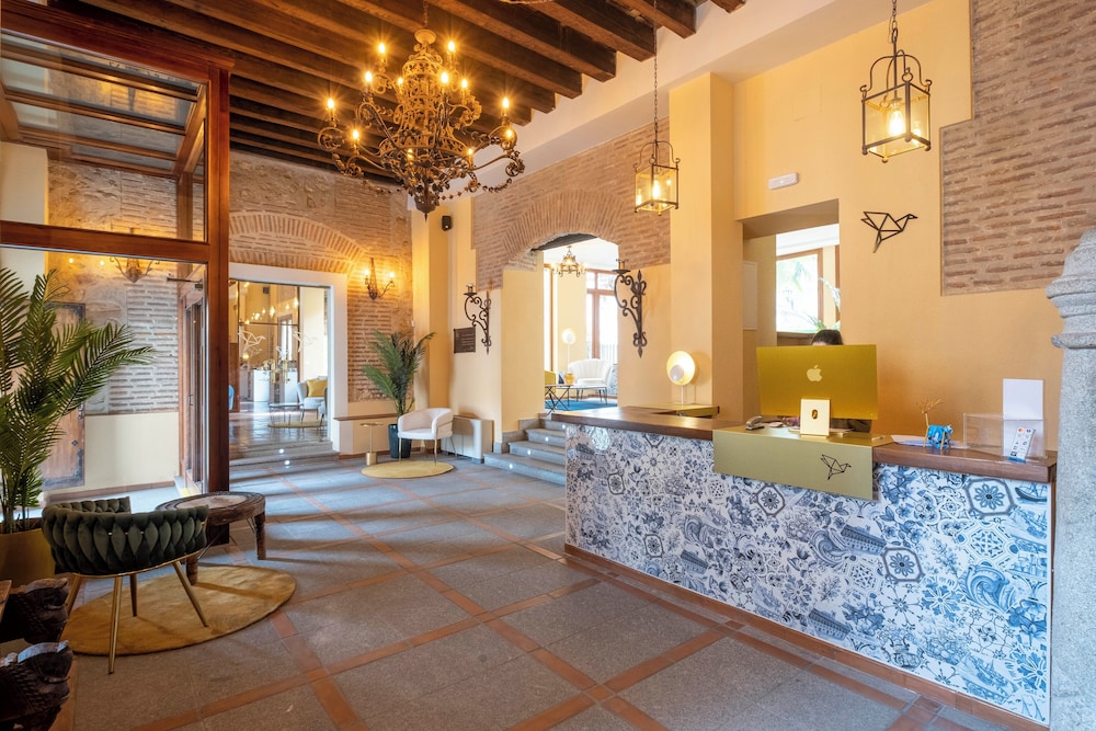 Hotel Cetina Palacio Ayala Berganza. — 4-Star Luxury Hotel in Segovia, Spain