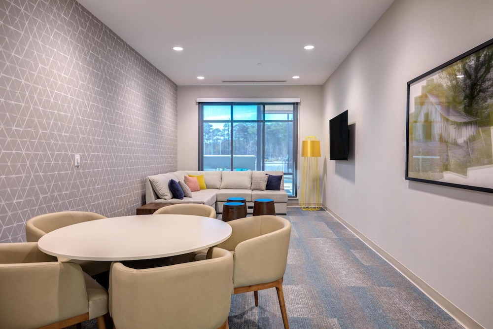 Home2 Suites by Hilton Smithfield Selma - photo 36