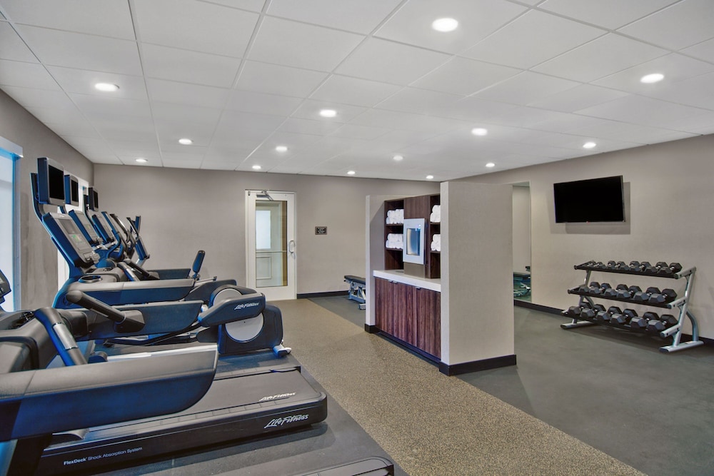 Residence Inn by Marriott Reading - photo 16