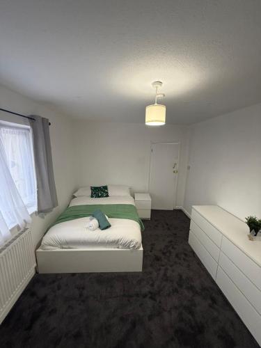 Olive 1st Place — hotel in Dartford