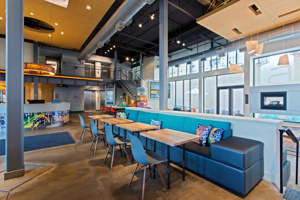 Aloft Birmingham Soho Square - photo 19