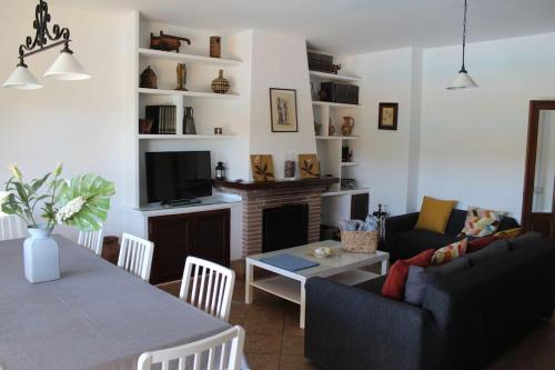 Villa El Higueral — 4-Star Luxury Hotel in Marbella, Spain